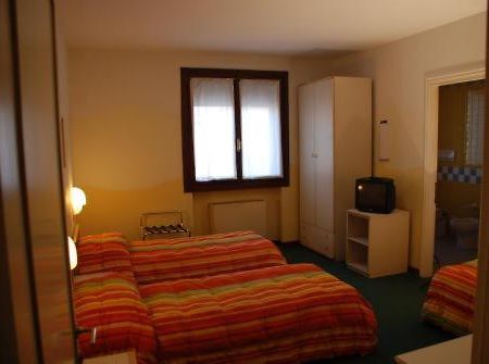 Hotel Marco Polo Caldogno Номер фото